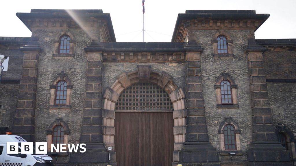 Prison officer in court over sex in cell video - Progres News